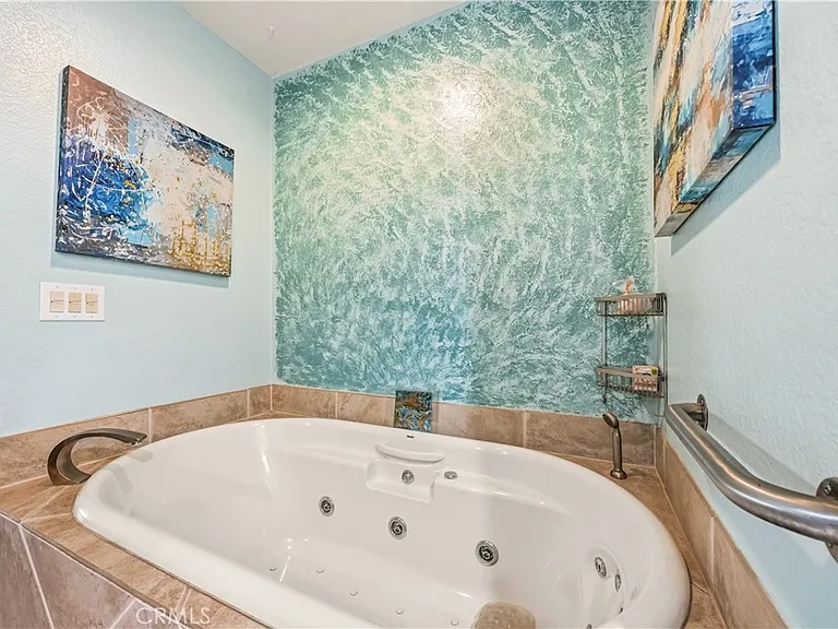 6975 Camino Amero — Photo 24