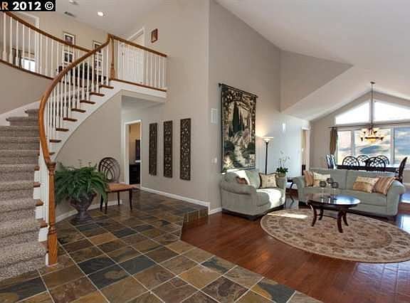 3rd image of 644 Birchwood Ct