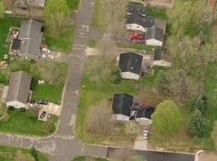 2336 Reed St, Lansing, MI 48911