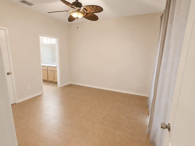 932 Wingate Trl — Photo 8
