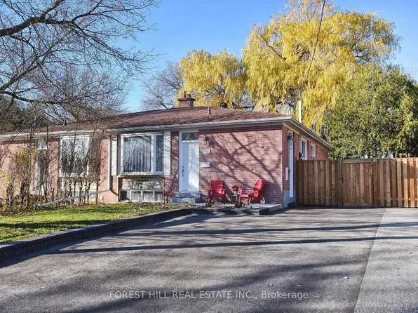 304 Demaine Cres, Richmond Hill, ON L4C 2W5