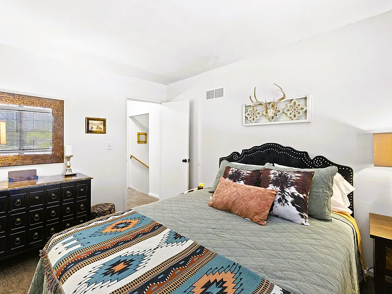 1024 S Ash St — Photo 20