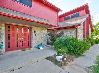 6805 N Lake Front Dr, Oklahoma City, OK 73132