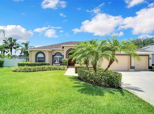 4319 Duncombe Dr, Valrico, FL 33596