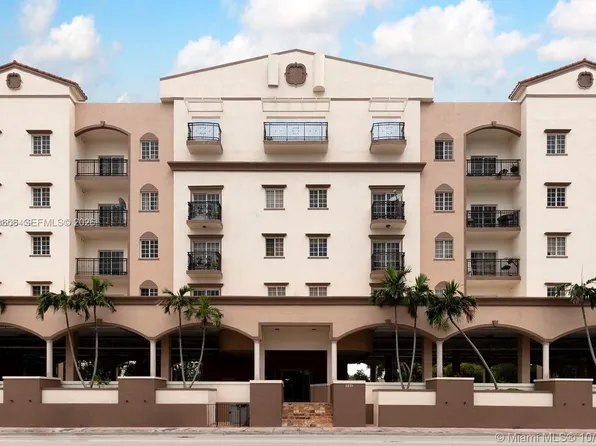 5271 SW 8th St APT 212, Miami, FL 33134