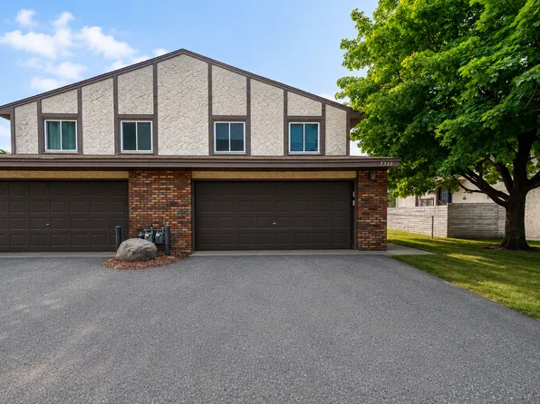 7322 Evert Ct NE, Fridley, MN 55432