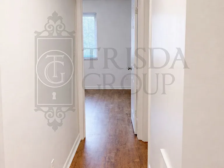 610 Broadhead Ave #C — Photo 21
