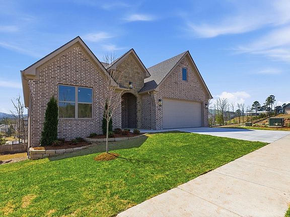 3rd image of 43 Mountain Brook Rd