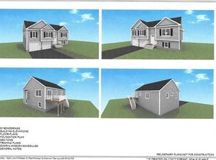 982 Webster St, Hanover, MA 02339