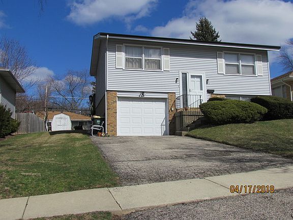 4th image of 917 S Oak St
