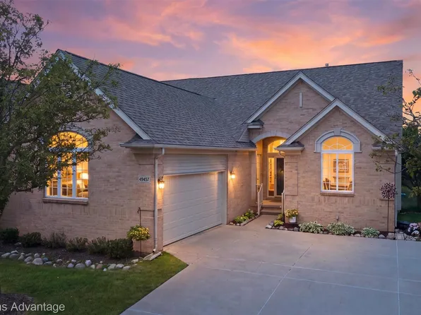 49457 N Glacier, Northville, MI 48168