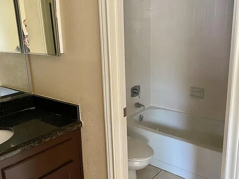 3500 Carmen Ave #302 — Photo 13
