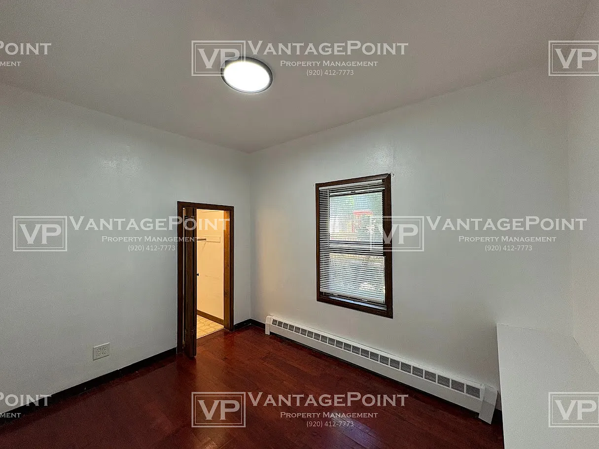 206 Amory Street - Lower — Photo 2