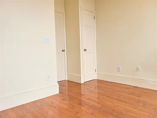 Rented by Virtual Real Estate | media 10