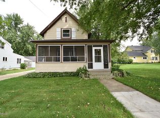 345 2nd Ave E, Zumbrota, MN 55992