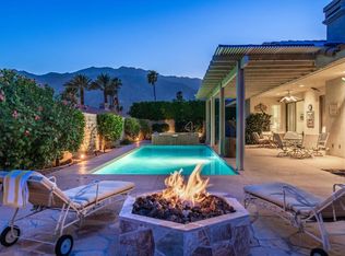 2381 Tamarisk Rd, Palm Springs, CA 92262