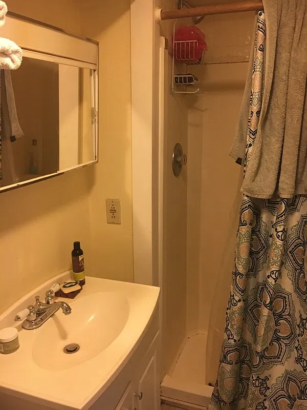 2 bed, 1.0 bath, 500 sqft, $1,380 — Photo 4