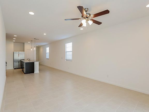 4th image of 10746 W Bloch Rd