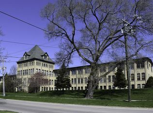 628 Congdon Ave #7, Elgin, IL 60120