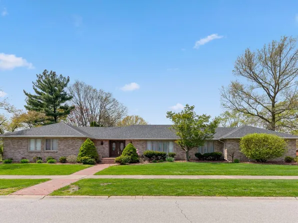 9116 Beech Ave, Munster, IN 46321