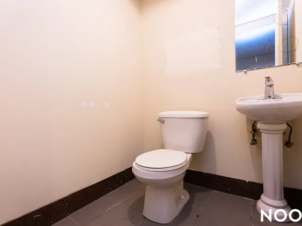 243 Irving Avenue image 16 of 17