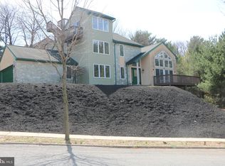 20 Pinewood Rd, Reading, PA 19610