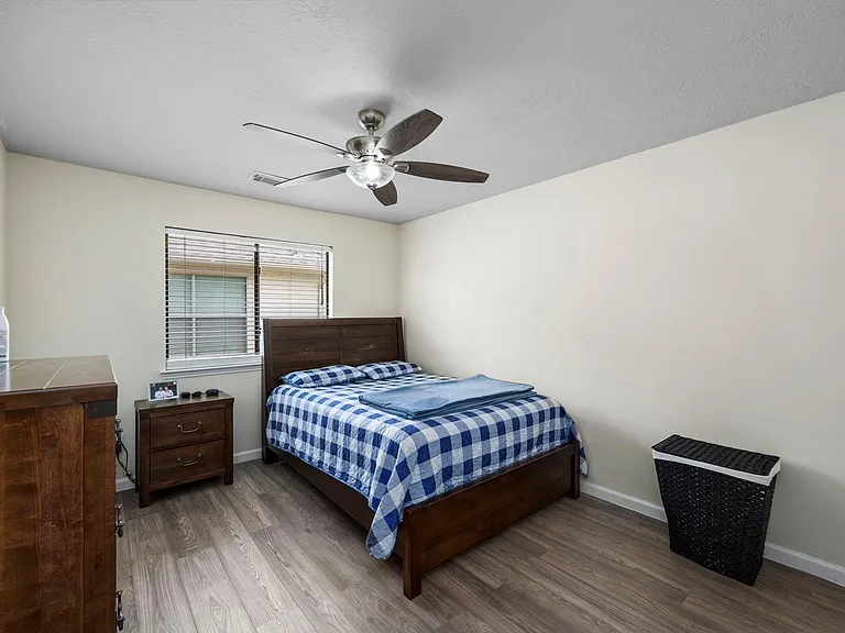 16315 Scotch Hollow Ln — Photo 36
