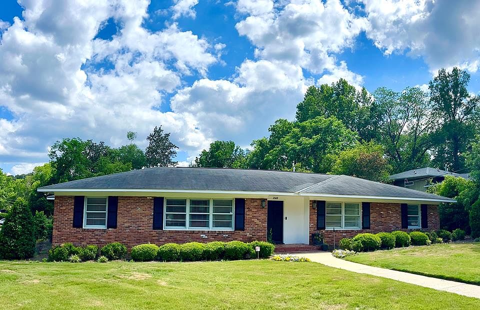 1st image of 2868 Lynda Ln