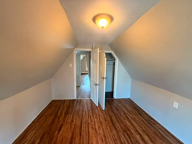 24 Shelter St #2A — Photo 2