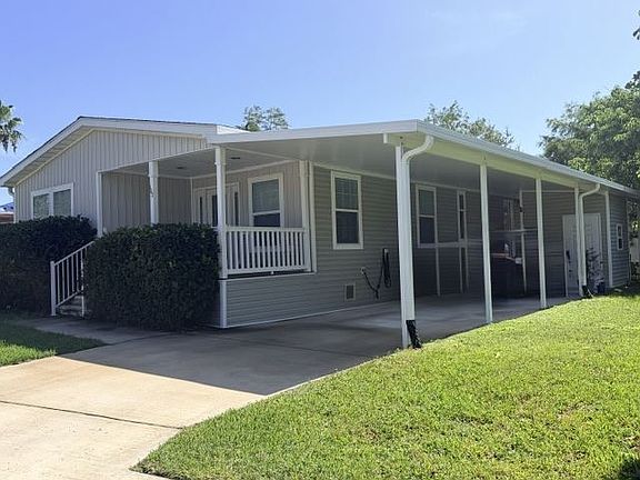 2nd image of 102 Summer Cir #102