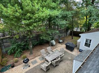 41 Parkway Rd, Bronxville, NY 10708