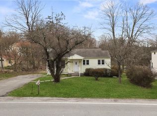 290 Locust Ave, Cortlandt Manor, NY 10567