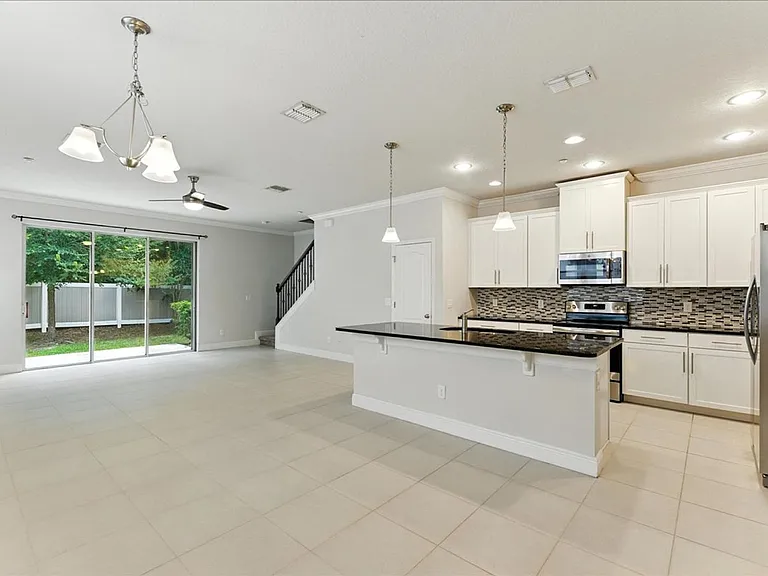7628 Aloma Pines Ct — Photo 2