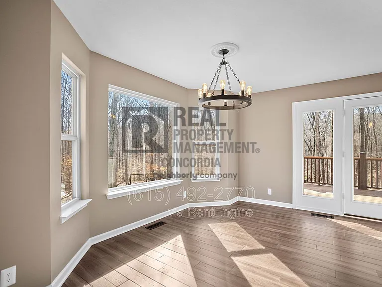 1024 Atwood Ct — Photo 13
