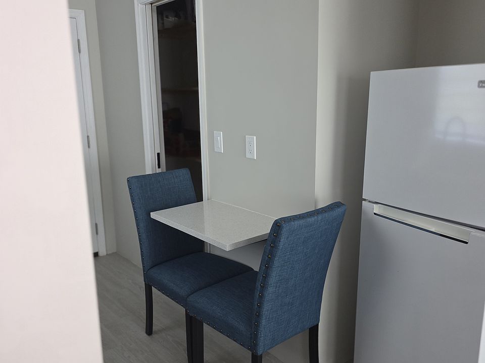 1st image of 316 Greenwoods Dr