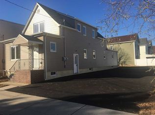 41 Mercer St, Wallington, NJ 07057