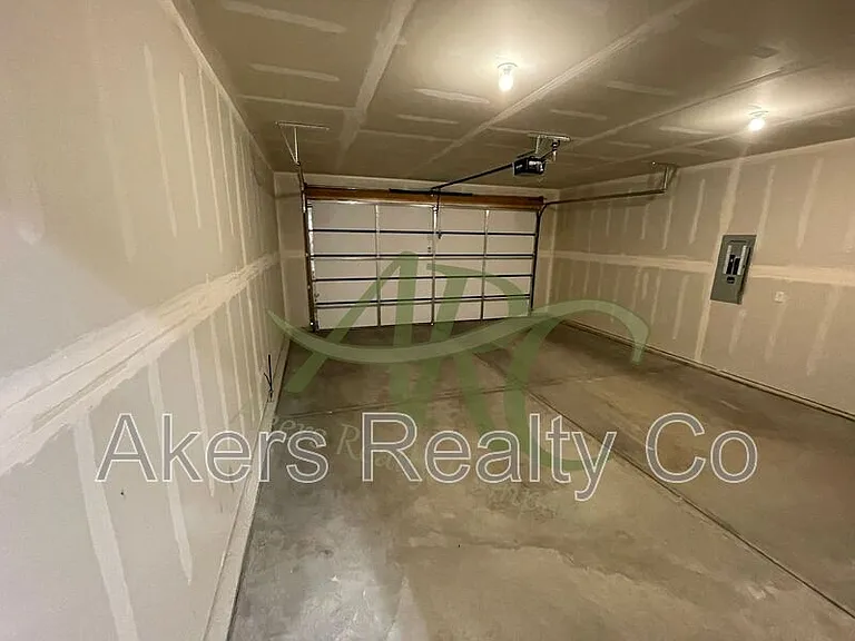 968 S Coral Pl — Photo 9
