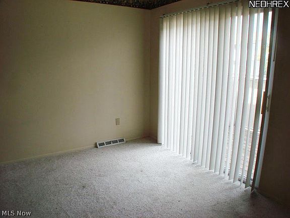 4th image of 5507 Sutton Ln APT D