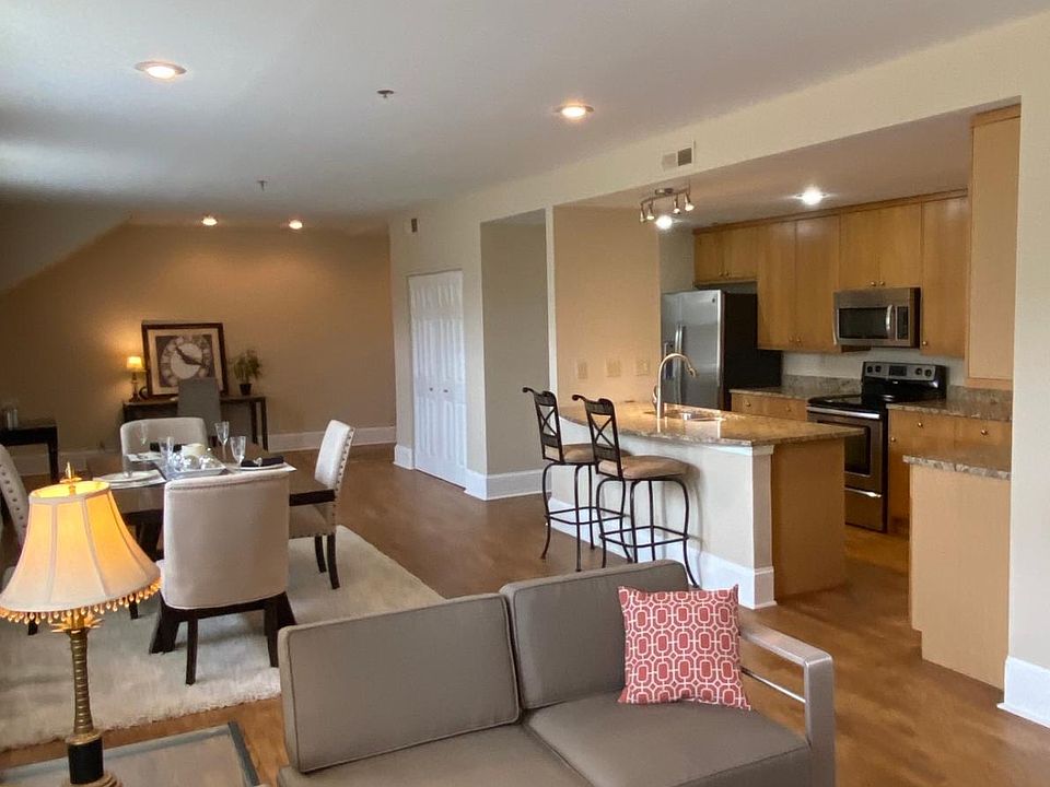 Hardwood floors, bright rooms. First floor with access to no-step entry.