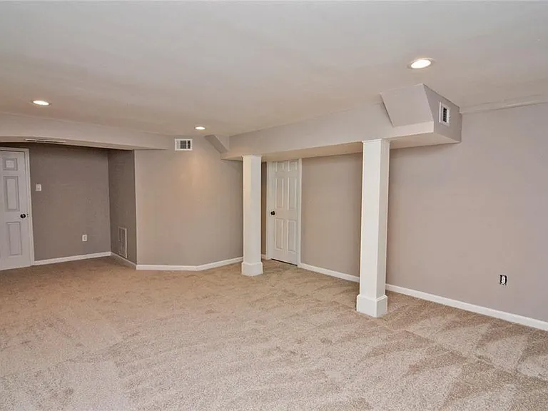 86 Regency Way SE — Photo 50