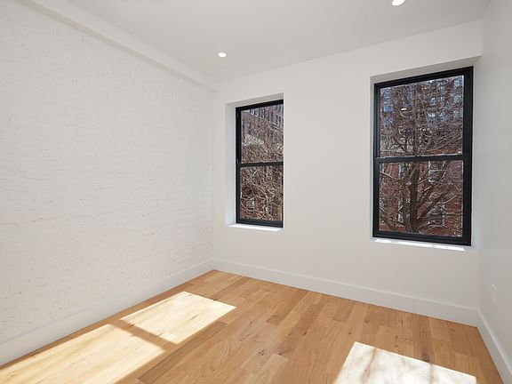 4th image of 211 E 31st St #7