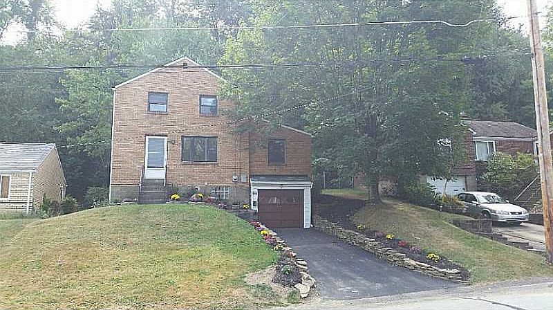 1st image of 215 Lynnwood Dr