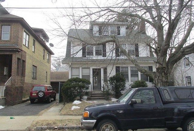 1st image of 18 Virginia Ave