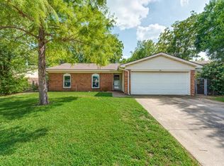 433 Park Center Blvd, Saginaw, TX 76179