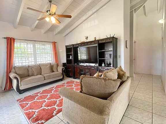 4th image of 713 Strawberry Hill Est #Ki