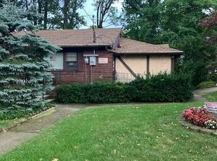 Richmond Rd, STATEN ISL, NY 10304