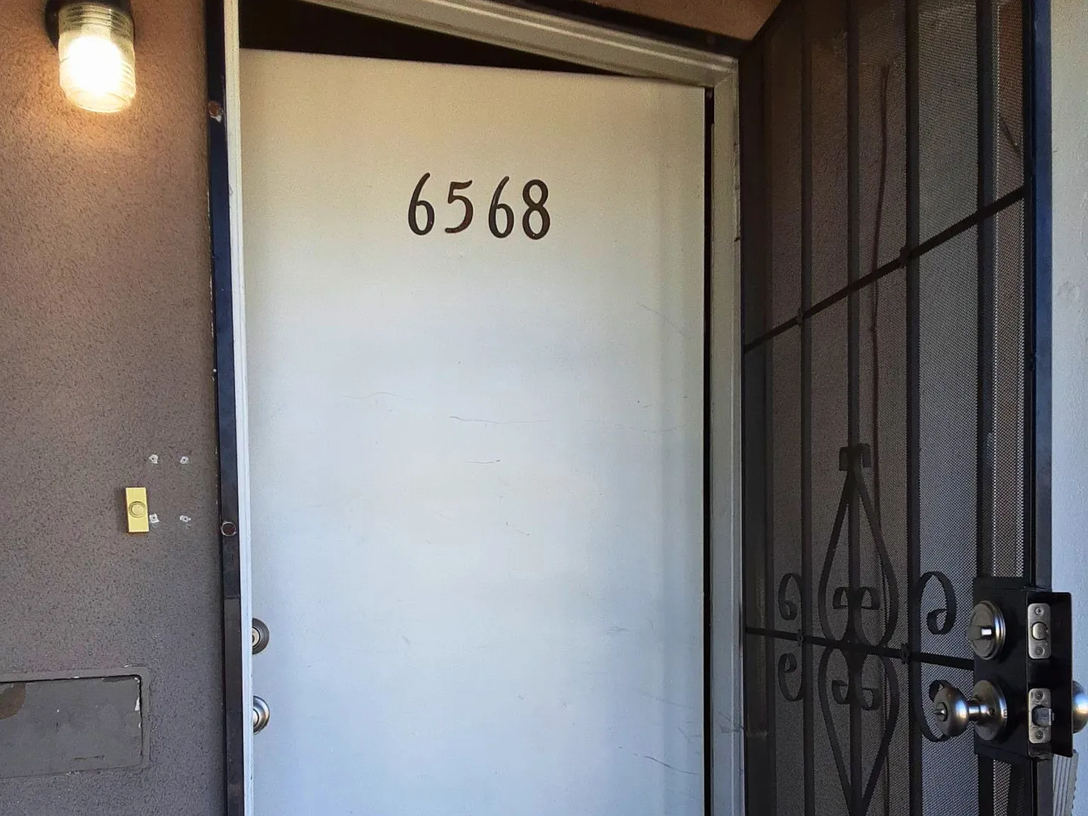 65626570 Fairfield Street, Los Angeles, CA 90022 — Photo 3