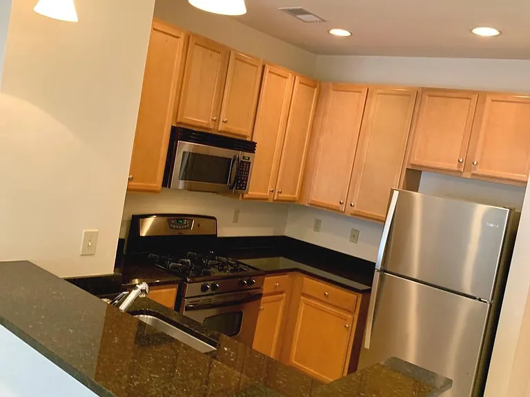 2655 Prosperity Ave #318 — Photo 9