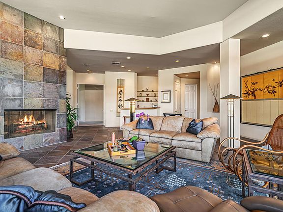 5th image of 75295 Saint Andrews Ct