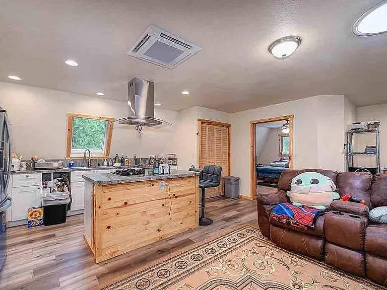 13463 Pine Cone Cir #B — Photo 18